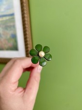 Vintage Mid Century Hat Stick Pin Green Enamel Flower With Pearl Centre