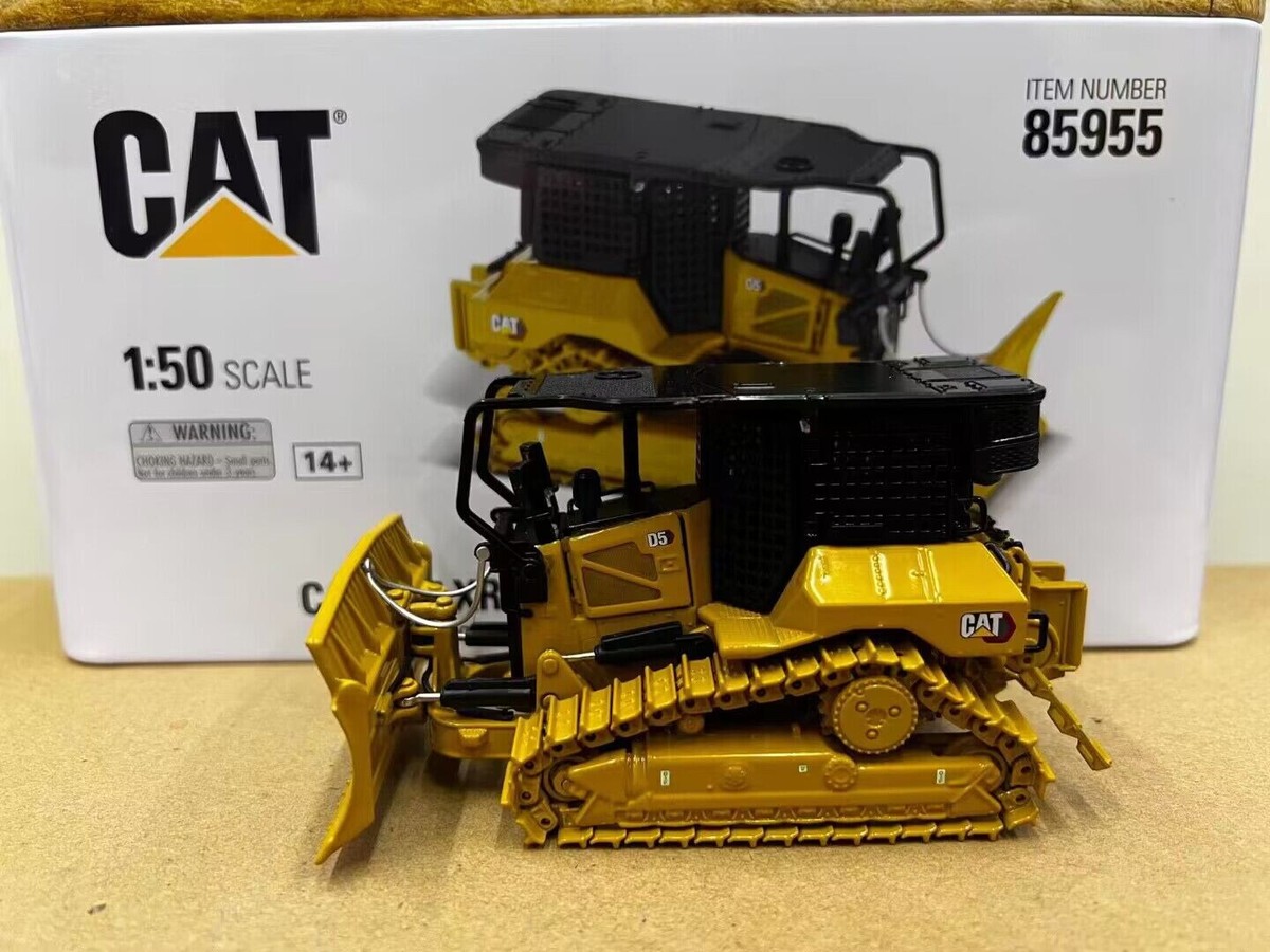 Cat D5 XR Fire Suppression Dozer 1/50 Scale Metal By DieCast
