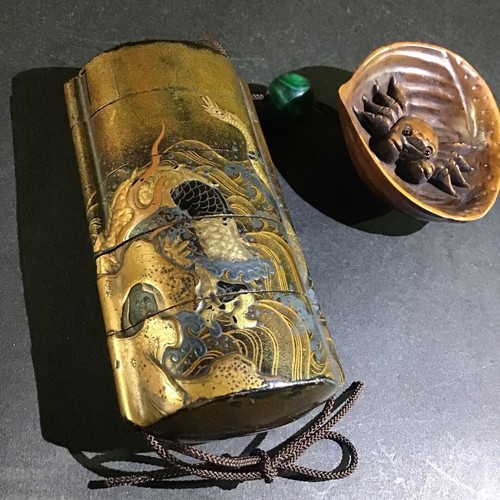 Japanese Vintage Wooden Inro Rising Dragon Maki-e 3.5in W/ Netsuke Sagemono FS - Picture 7 of 14