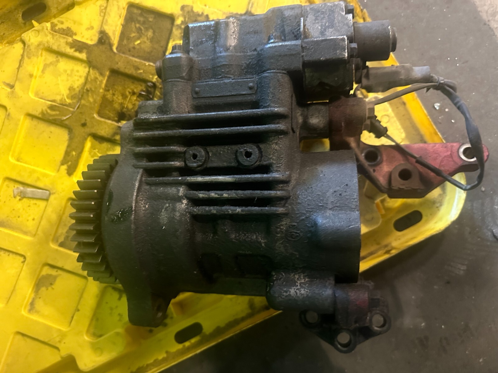 Cummins ISX 15 Diesel Engine Fuel Pump Core 2872643 OEM | eBay