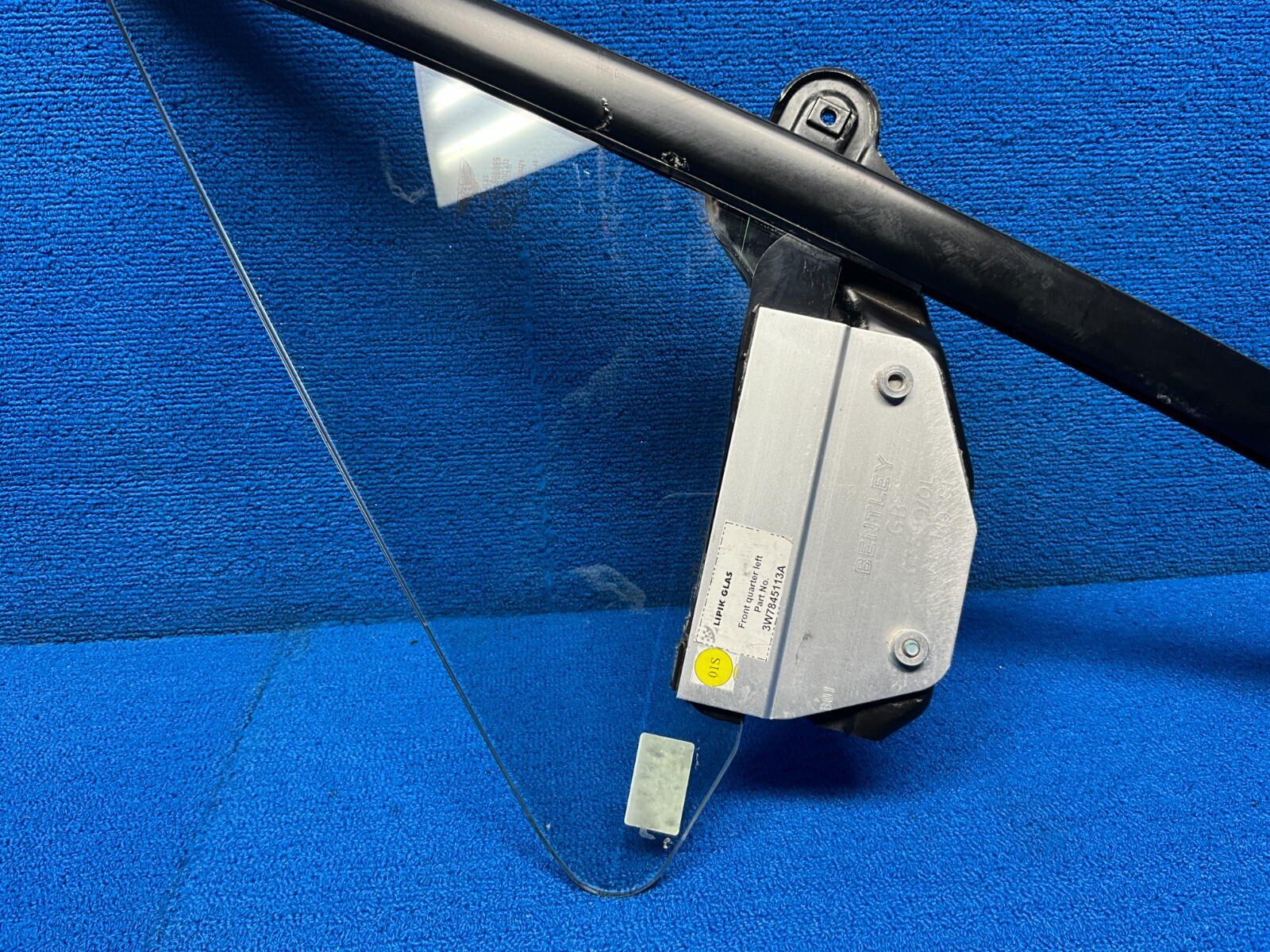 Bentley Continental GT 2007-2010 FRONT+LEFT Quarter glass