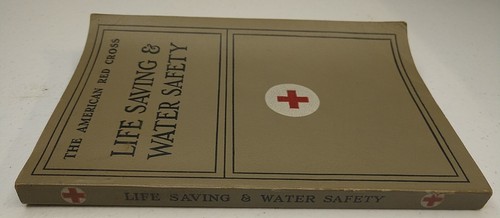 1937 Life Saving & Water Safety by The American Red Cross Book Manual Vintage - Picture 6 of 7