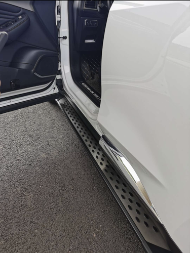 estriberas aptas para Toyota 2021-2023 Highlander Kluger peldaños laterales barra Nerf - Imagen 7 de 7