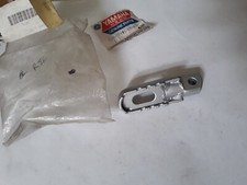 Véritable Yamaha Argent Gauche Repose-Pieds 538-27411-00-35 TY50 LB80