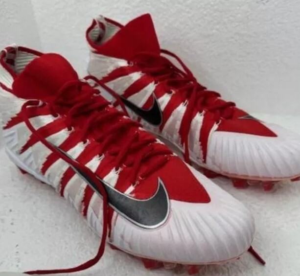 Size 16 Nike Men display picture 1