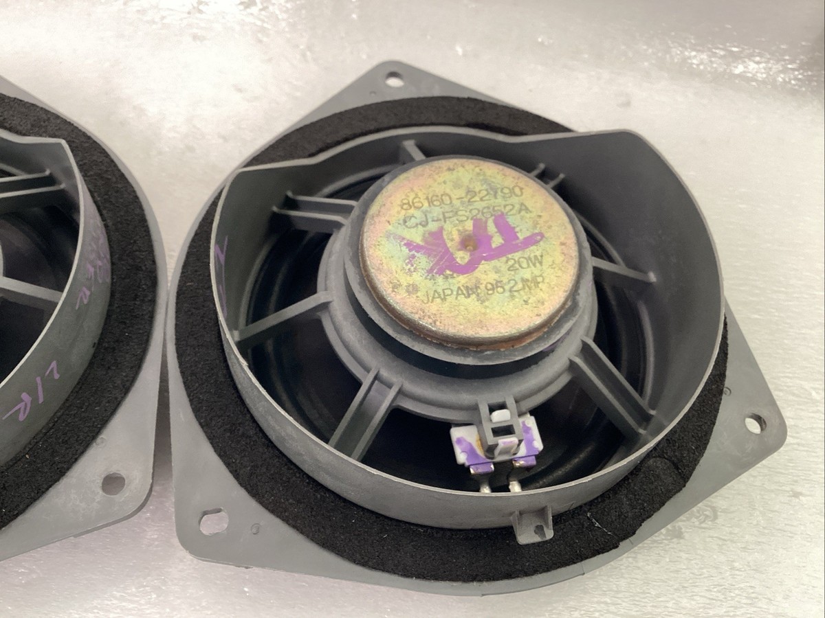 1998-2000 Toyota Land Cruiser REAR LEFT/RIGHT DOOR SPEAKER OEM