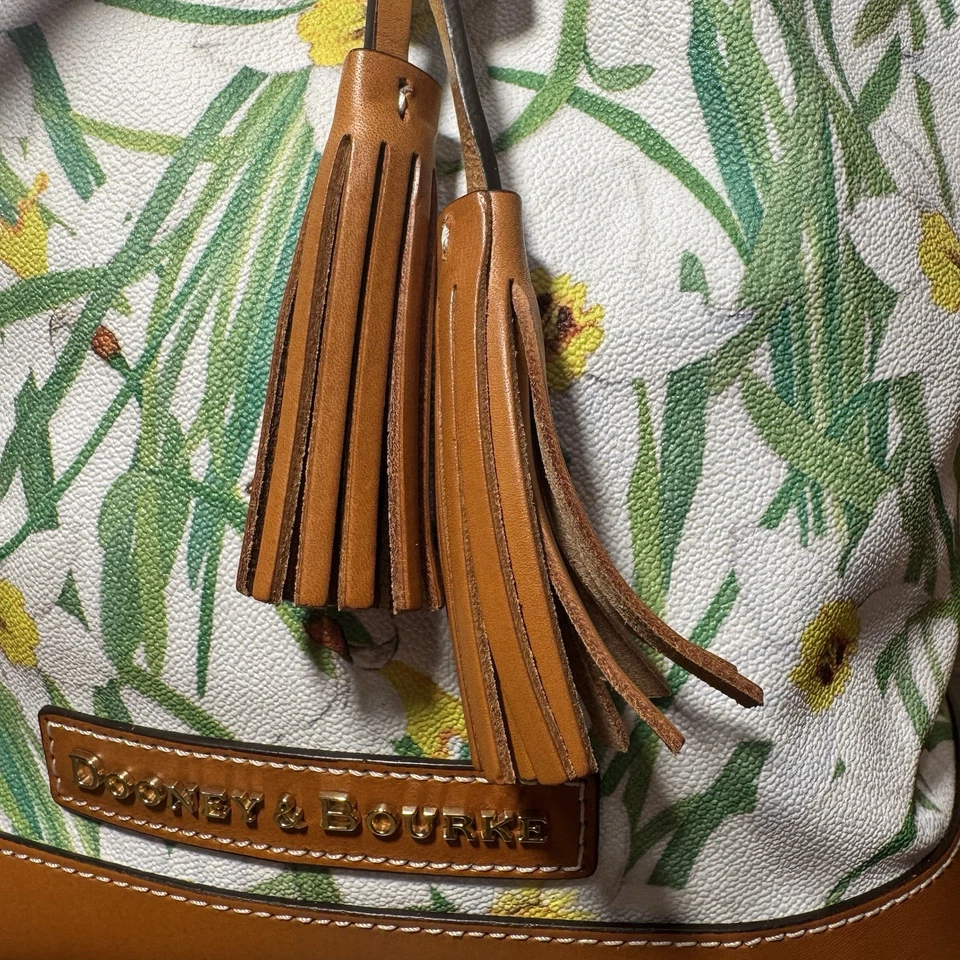 Bolso de hombro Dooney & Bourke blanco narcisos con cordón Foto 4 de 4