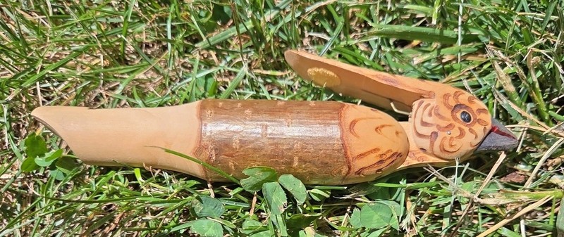 Vintage Antique Artisan Hand Carved Wood Movable Mouth-Clip Bird Whistle