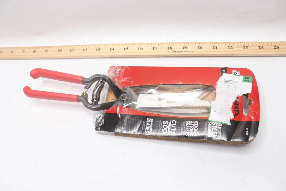 Cizalla de césped Corona ClassicCUT natural 4-1/2" GS 6750 - hoja sucia Foto 4 de 4