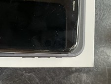 Apple iPhone 11 64GB Black Unlocked MHDA3B/small crack to screen edge 97% BH