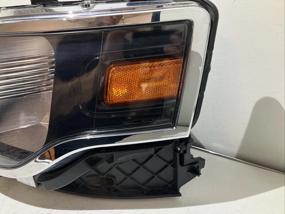 Левый отражатель галогенная фара левая для Ford Flex 2013–2019 годов от оригинального производителя 2360 - Изображение 4 из 4