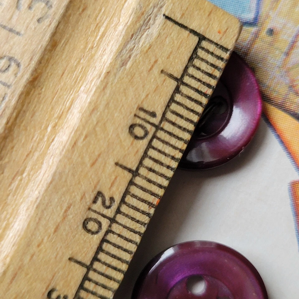 Vintage Lucky Day Sport Genuine Pearl Buttons on Original Card, Purple 1930-40s - Image 4 of 4