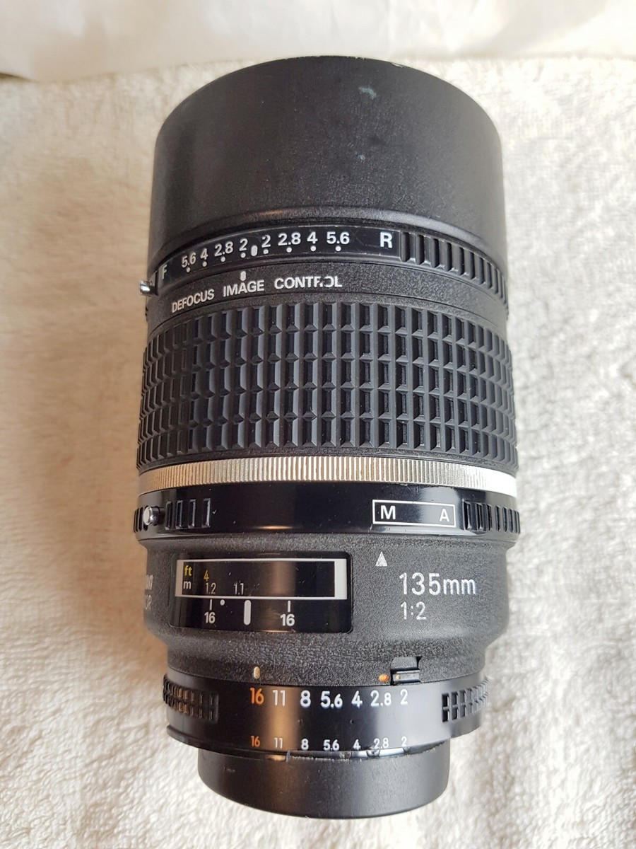 【ジャンク】 ニコンNikonAFDC-Nikkor　135mm f/2 Amazon.com : Nikon AF DC Nikkor 135 mm f/2.0 D : Camera