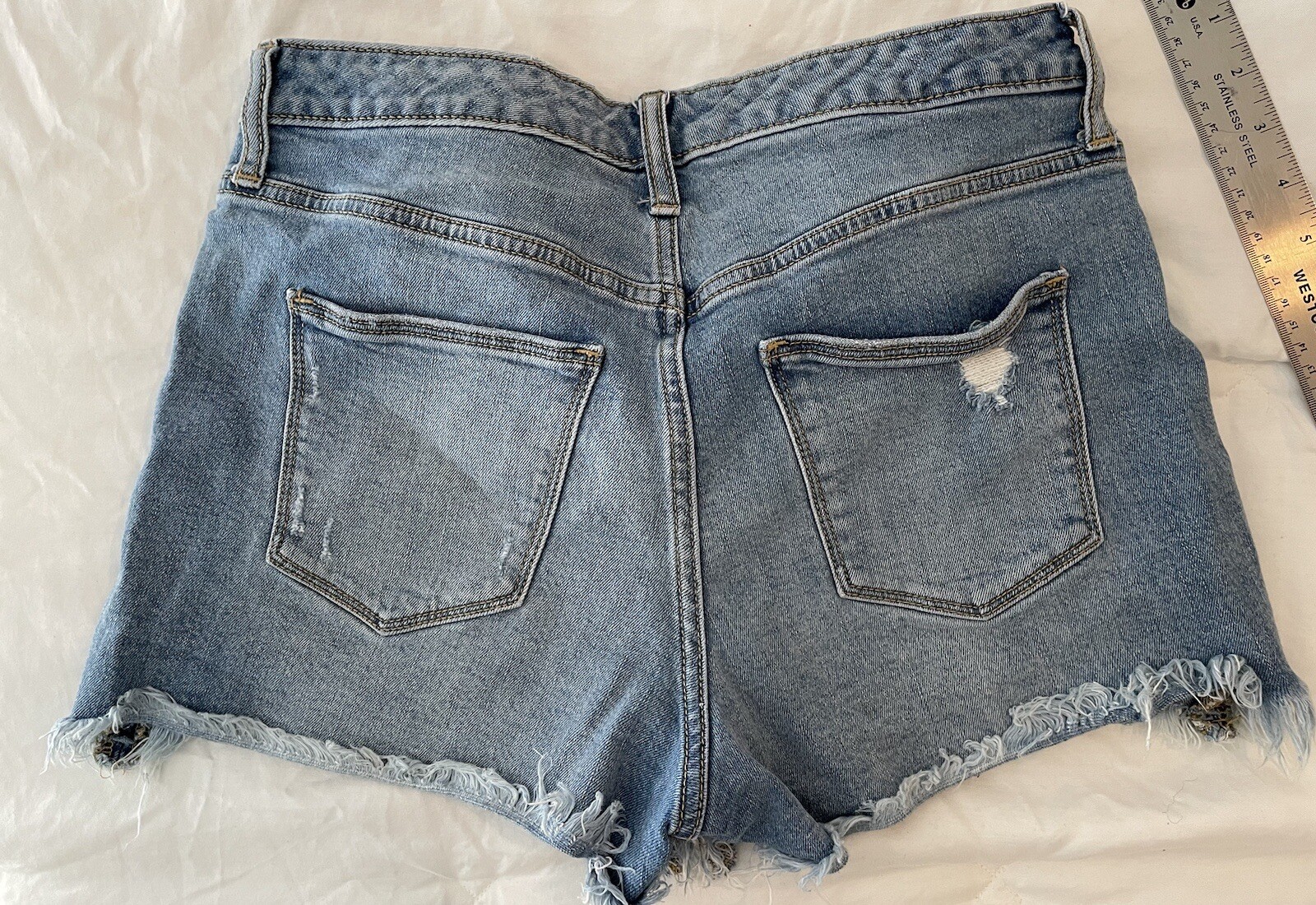 Universal Thread High-Rise Lightly Distressed Jea… - image 5