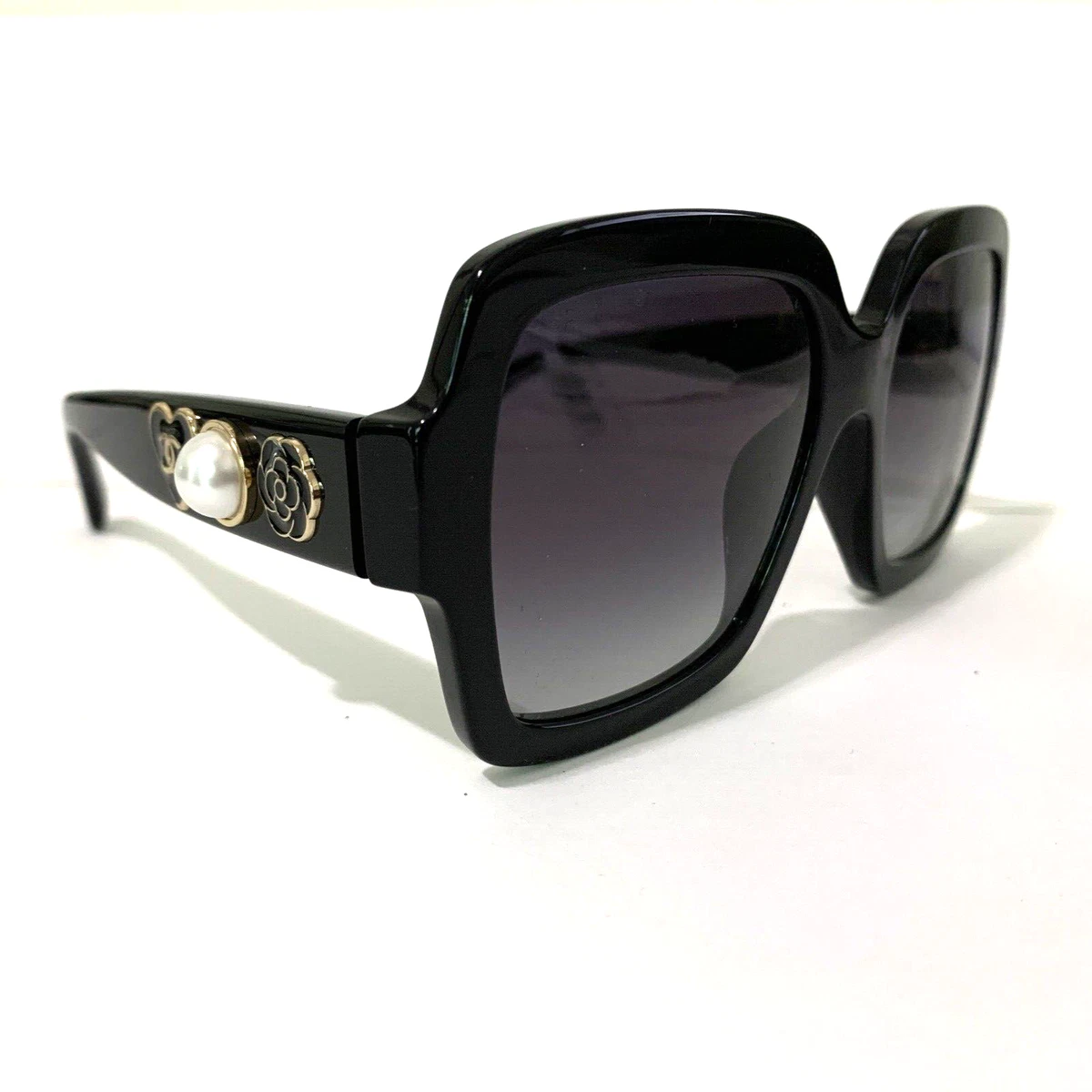 Sunglasses CHANEL Coco Charms Black CH5479 C622S6 56-18 Gradient in stock, Price 287,50 €