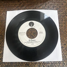 80813-21136-7 O-town Love Should Be A Crime , We Fit Together