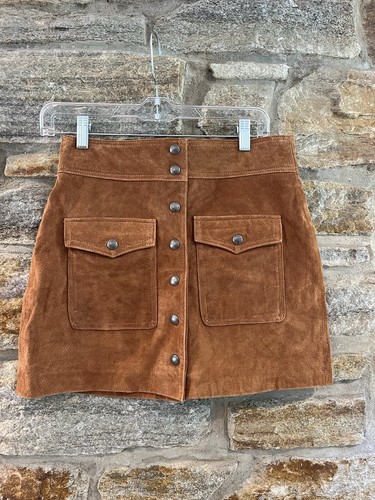 NWT Blank NYC French Toast Suede Flap Pocket Miniskirt 26 Waist - Picture 3 of 9