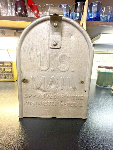 Rural Large 18'' American Metal Mailbox Vintage Rustic Pennsylvania Farmhouse