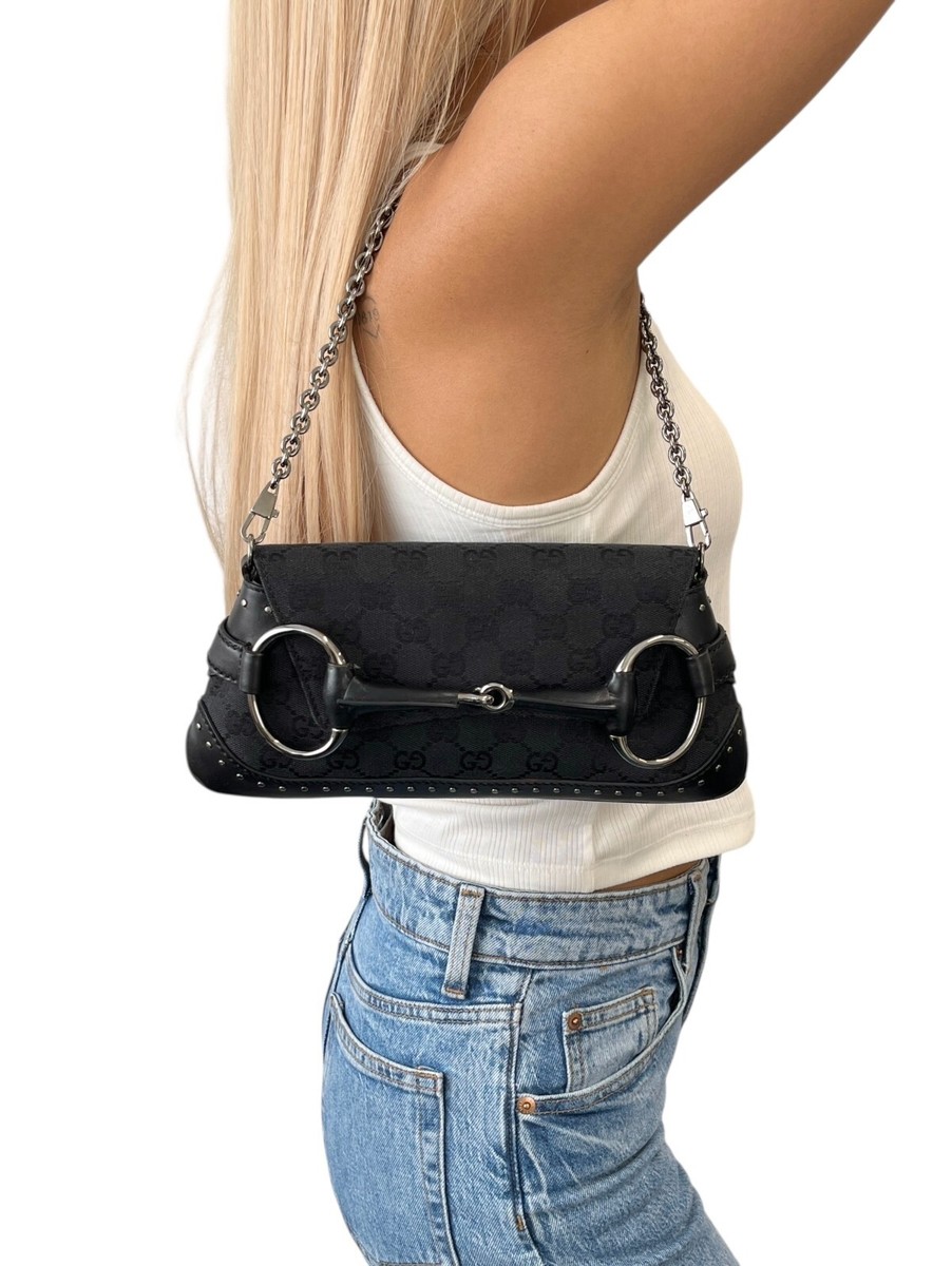 ショルダーバッグ・ポシェット GUCCI ORIGINAL GG SMALL GUCCI HORSEBIT CHAIN SHOULDER BAG Gucci Small Horsebit Chain Shoulder Bag | Neutrals | FARFETCH