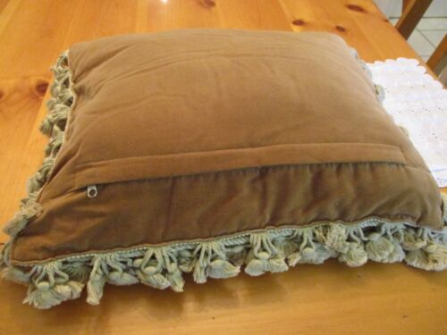 Aubusson Needlepoint Pillow Cover no tag 18” X 16” Floral Ring Roses Tassels EUC - Picture 8 of 16
