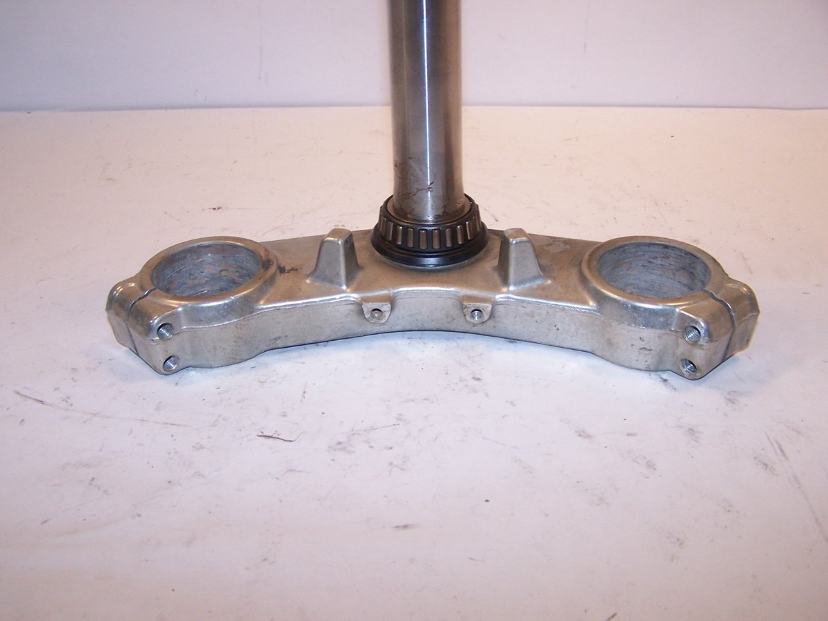 その他 T KAWASKI ZX7R LOWER TRIPLE TREE FORK HOLDER 44037-1295 ZX 7R
