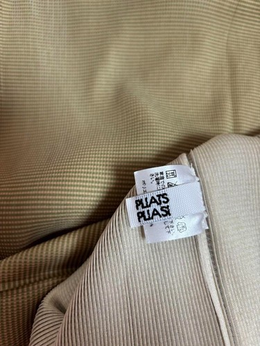 Pleats Please Issey Miyake Women's High Neck Sleeveless Blouse Top Beige Ladies - Picture 3 of 5