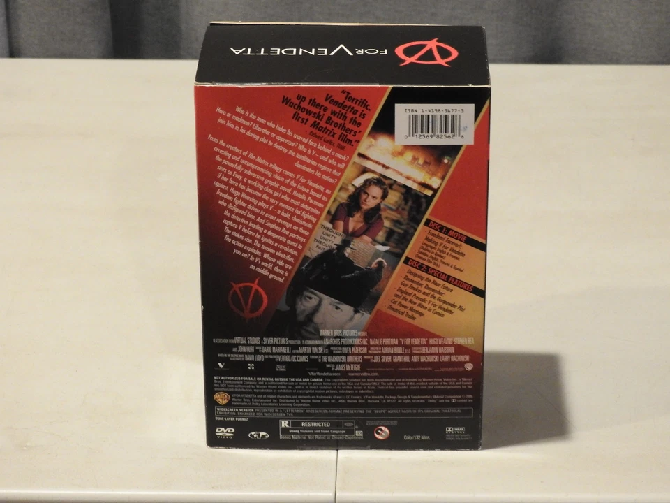 2006 V For Vendetta Two-Disc Collectors Edition DVD w/ Mask NEW SEALED - Image 4 of 4