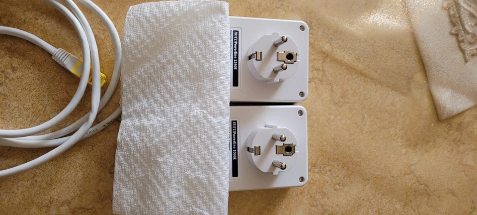 FRITZ!Powerline 1240E WLAN Set - Ethernet 6A Panduit 1.5/3/5/6m -  - Imagen 2 de 2