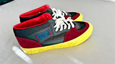 Vans Vault OG Half Cab LX Black Red - Size 11
