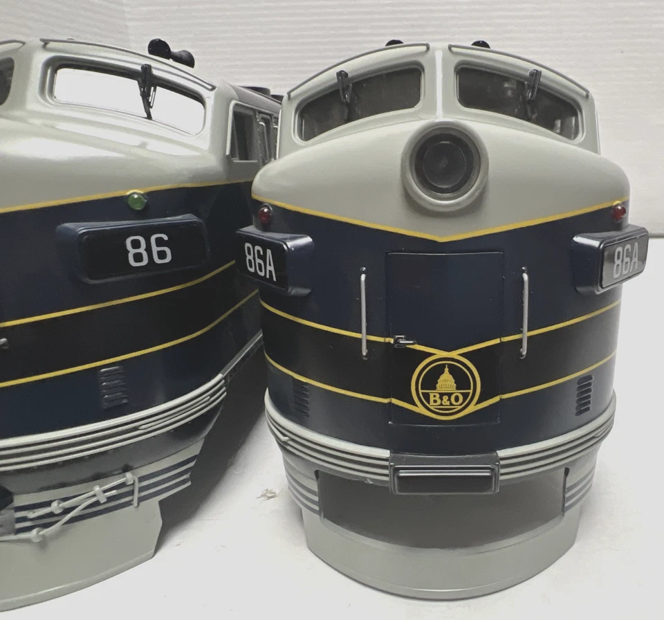 MTH RAILKING G-GAUGE #86/86A B&O F-3 AA-UNIT DIESEL SHELL/FRAME 70-2014-1 - Image 4 of 4