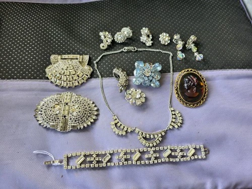 Vtg Costume Jewelry Lot Rhinestones Coro Pre Owned Condition Scrap Or Repurpose