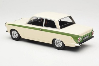 Ford Lotus Cortina MK I 1963 White Green 1:18 Scale Model Car