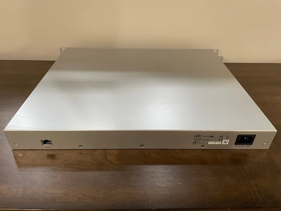 Ubiquiti Networks UniFi (US-48-500W) 48-Port Rack-Mountable Serial Switch - Image 2 of 3