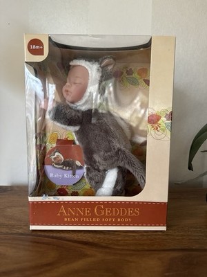 Anne Geddes Baby Puppe Kitten Kätzchen Katze Soft Body Neu & OVP ab 18 M