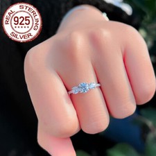 Round Brilliant Cut Cubic Zirconia 925 Sterling Silver Engagement Ring for Women