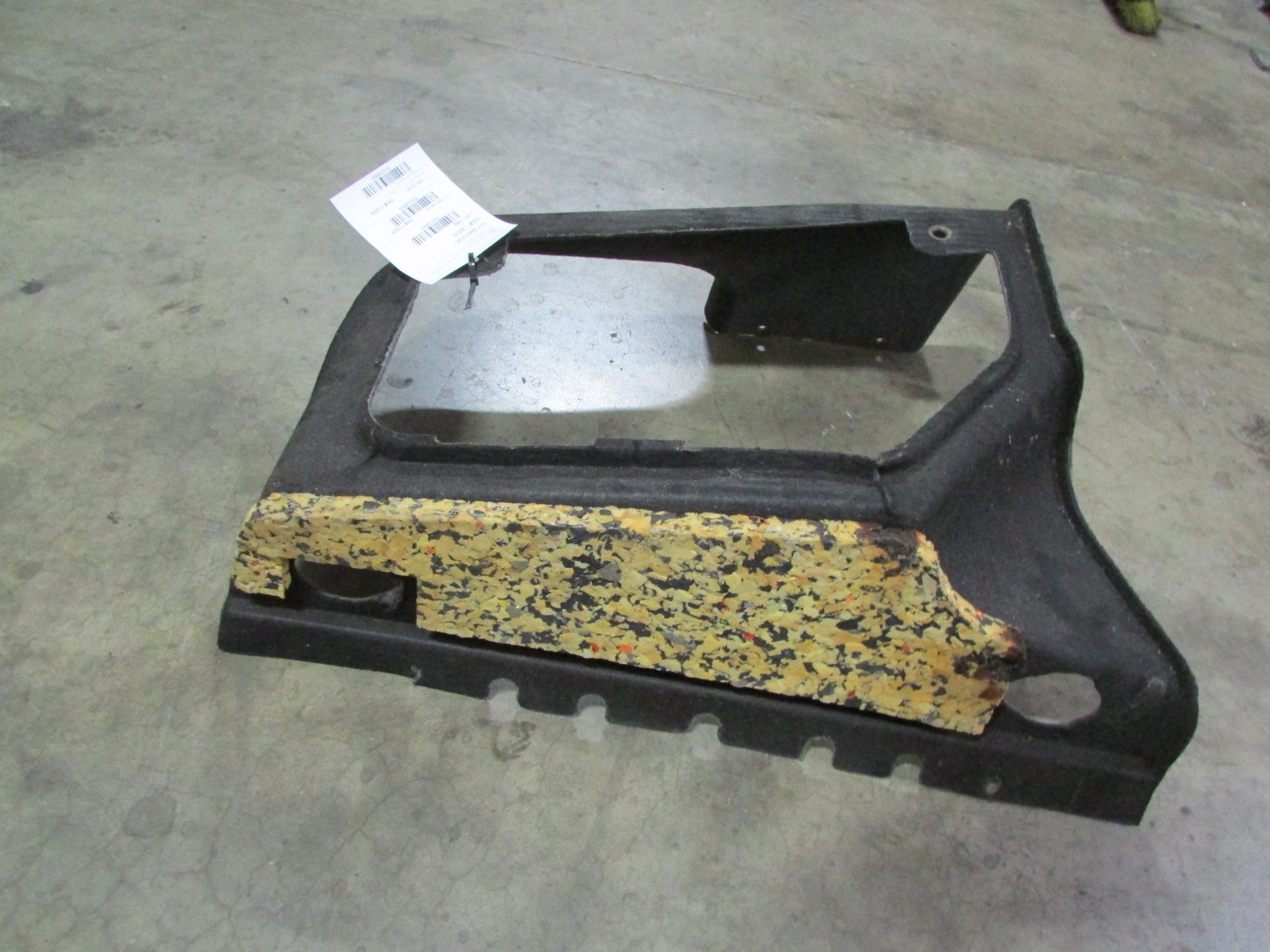 Maserati Quattroporte, RH, Side, Trunk Carpet, Black P/N 981306700