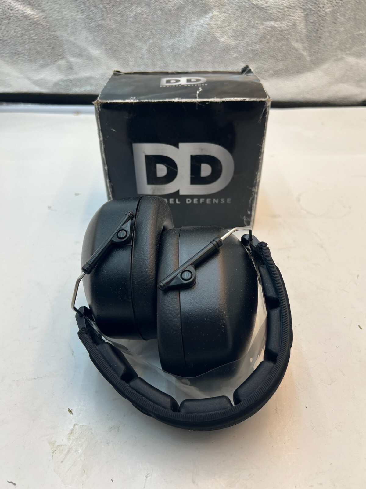 DECIBEL DEFENSE black 37DB NRR EAR MUFFS SAFETY EAR PROTECTION **FREE