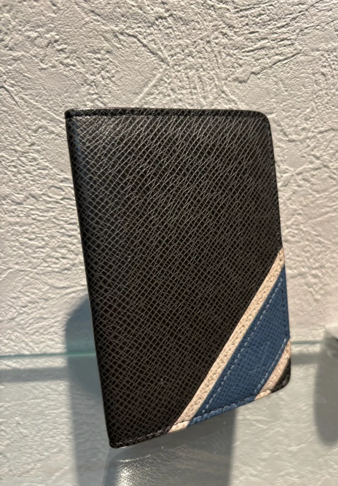 Portatarjetas/estuche de tarjetas de visita taiga organizador De Po LV valorado LOUIS VUITTON Foto 2 de 4