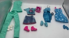 Modern Barbie Fashion Clothing Lot Mixed Style Dresses Outfits Accessories Mix