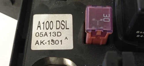 05A13D Caja Reles/Fusibles para SSANGYONG RODIUS Xdi 2005 95361 - Imagen 3 de 3