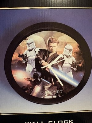 Star Wars 2002 Episode 2 Clock Anakin Clone Troopers Mando Obi-Wan Dooku NEW