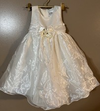 rare editions girls Size 5 Flower Girl Dress Beaded And Ruffle Bow