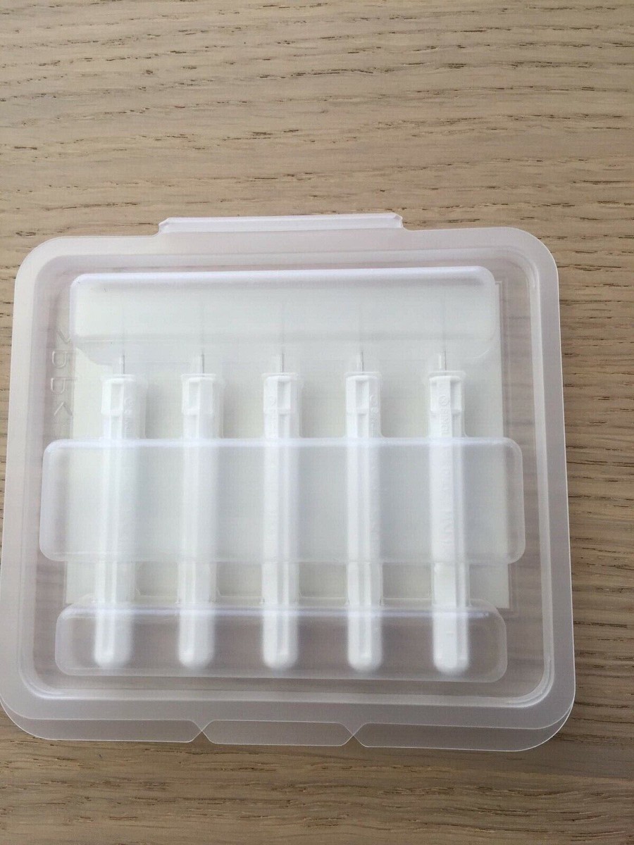 Olympus MAJ-1888 Single Use Soft Brush 2.3 x 13mm f/ Forceps