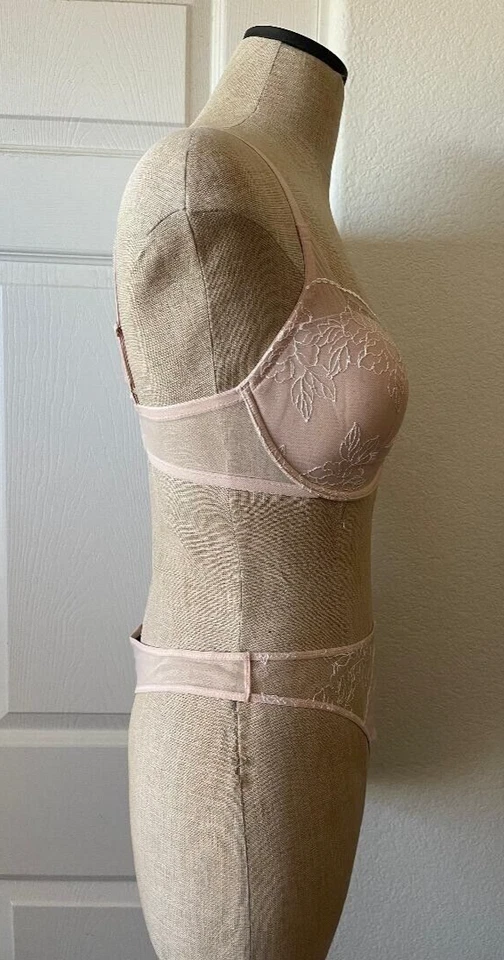 Sujetador Natori ETHEREAL Camafeo Rosa Blanco Cálido Bordado Contorno UW 32 DDD Tanga M Foto 2 de 4