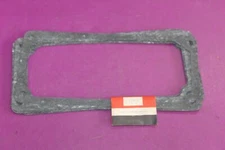 One (1) NOS Briggs & Stratton Gasket. Part 27293. See pic
