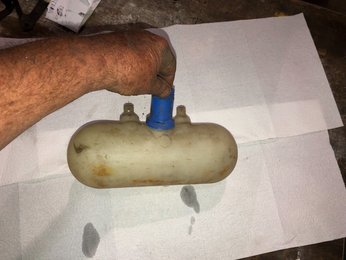 1968-77 VW washer bottle Beetle Bug Windshield Washer Bottle OEM