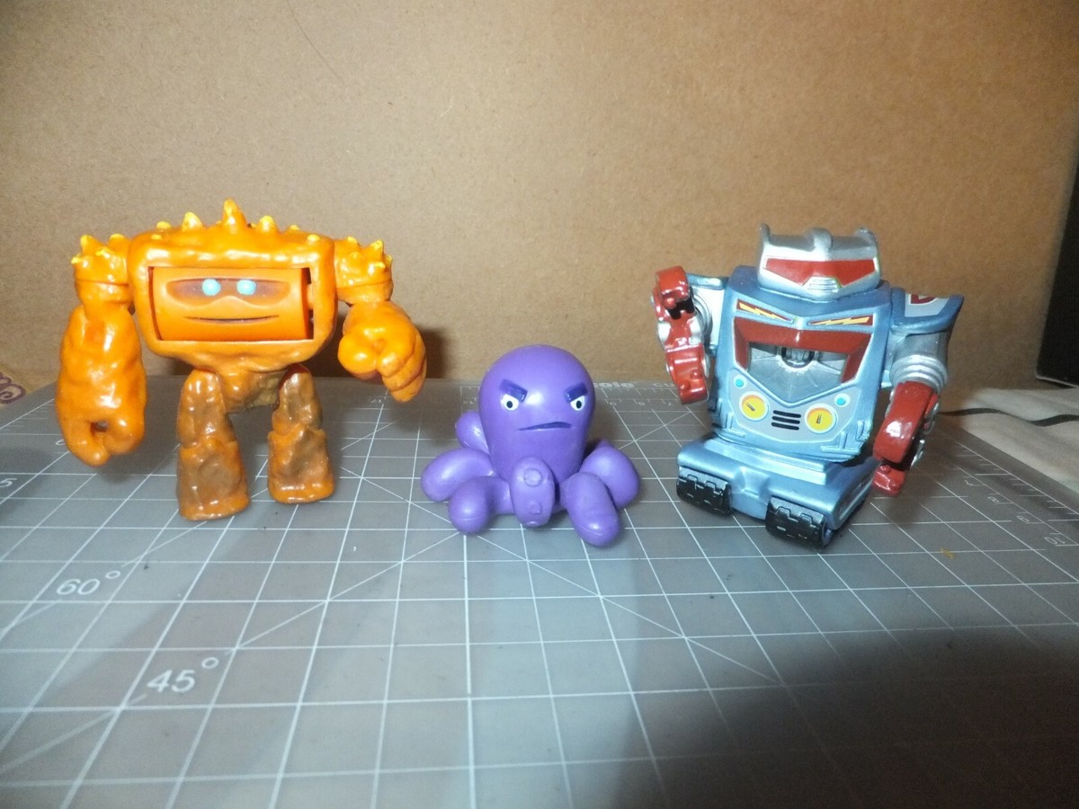 Disney Pixar Toy Story Sparks Robot Chunk Face flip 2.5