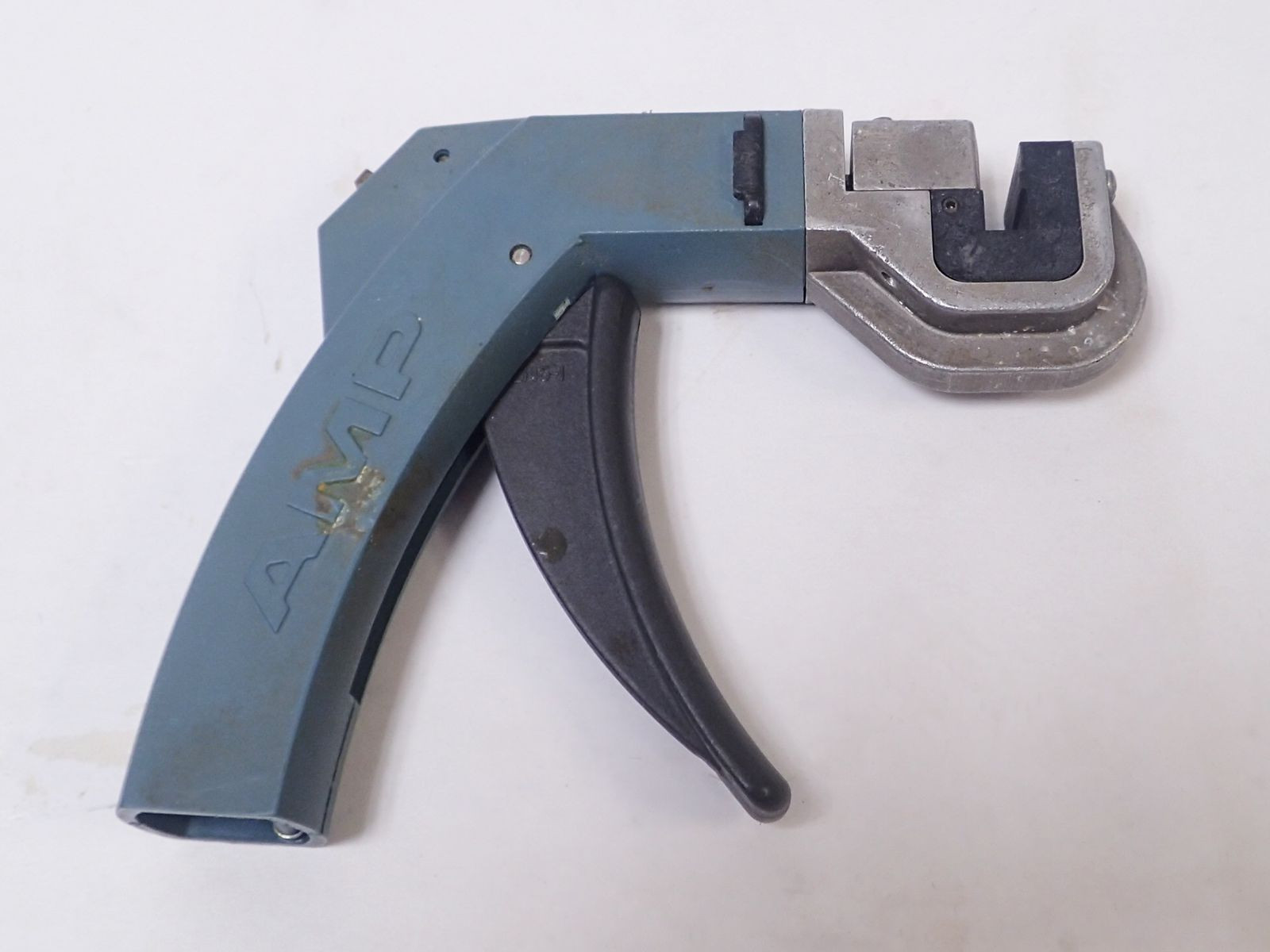 AMP / TE CONNECTIVITY 58074-1 PISTOL HANDLE CRIMPER w/ 58063-1 ...