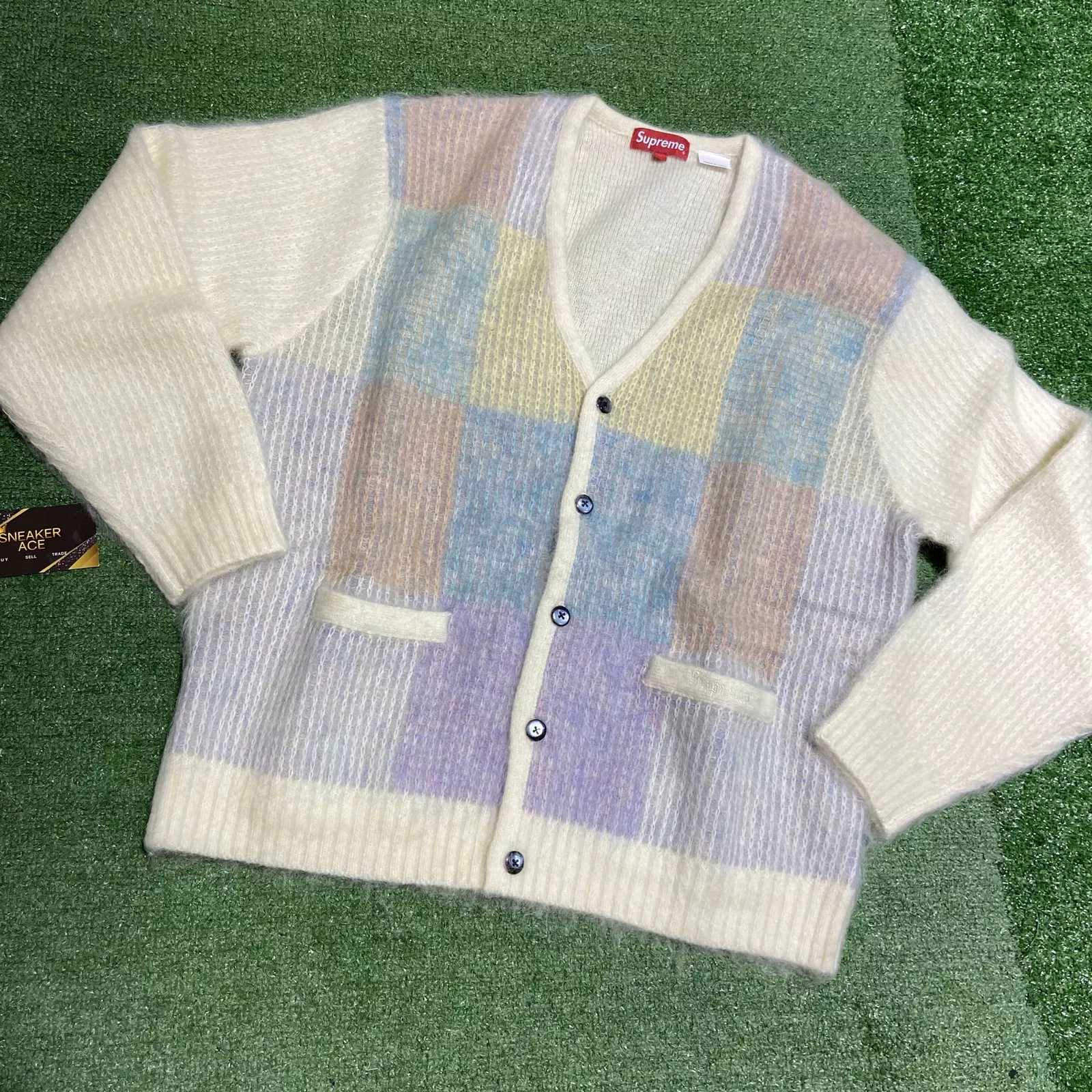 Cardigan damier brossé Supreme blanc : L