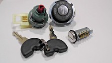 Z&uuml;ndschloss PIAGGIO LIBERTY 125 - 3-teilig Sitzbank Schloss - ignition lock